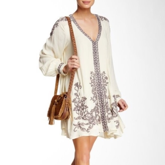 Free People Dresses & Skirts - Free People Hearts in Heaven Dress Ivory Sz Small